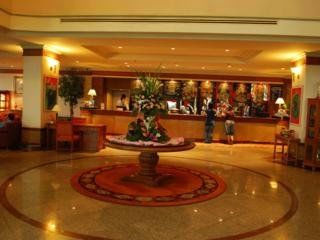 Charoen Thani Hotel, מלון קון קאן