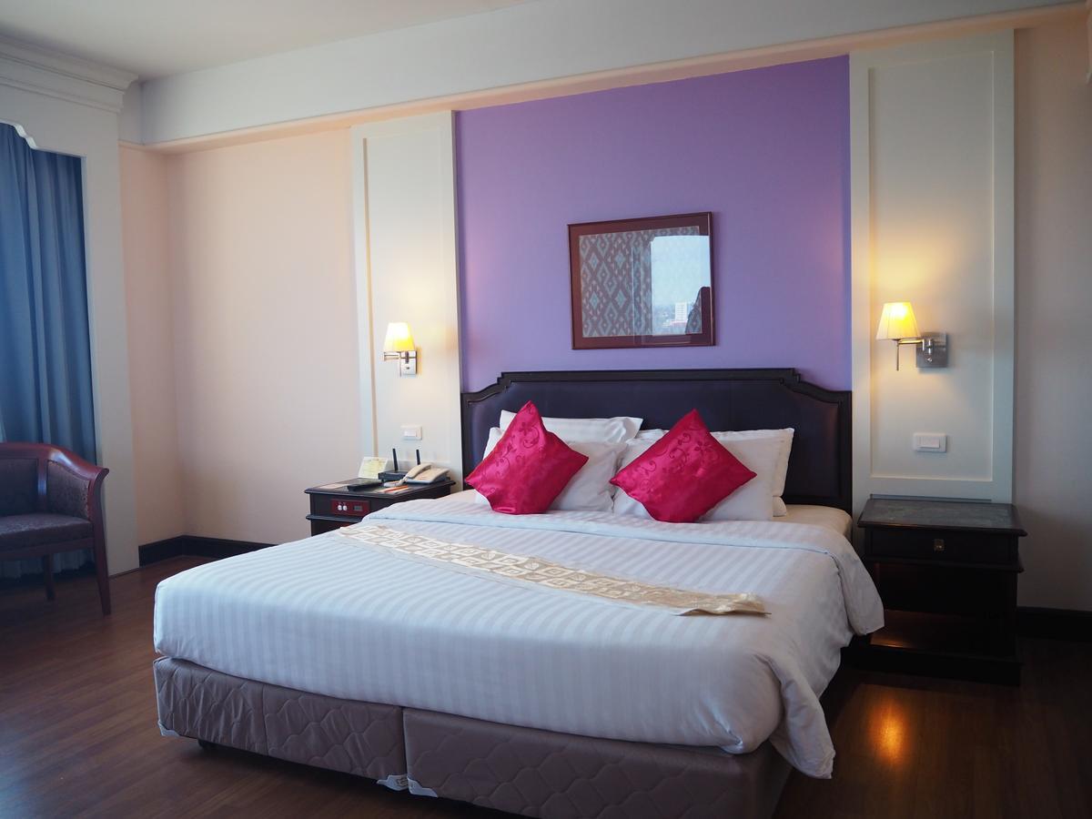 Charoen Thani Hotel, קון קאן