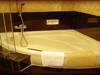 Charoen Thani Hotel,